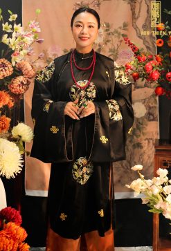 Lập lĩnh tay thụng thêu