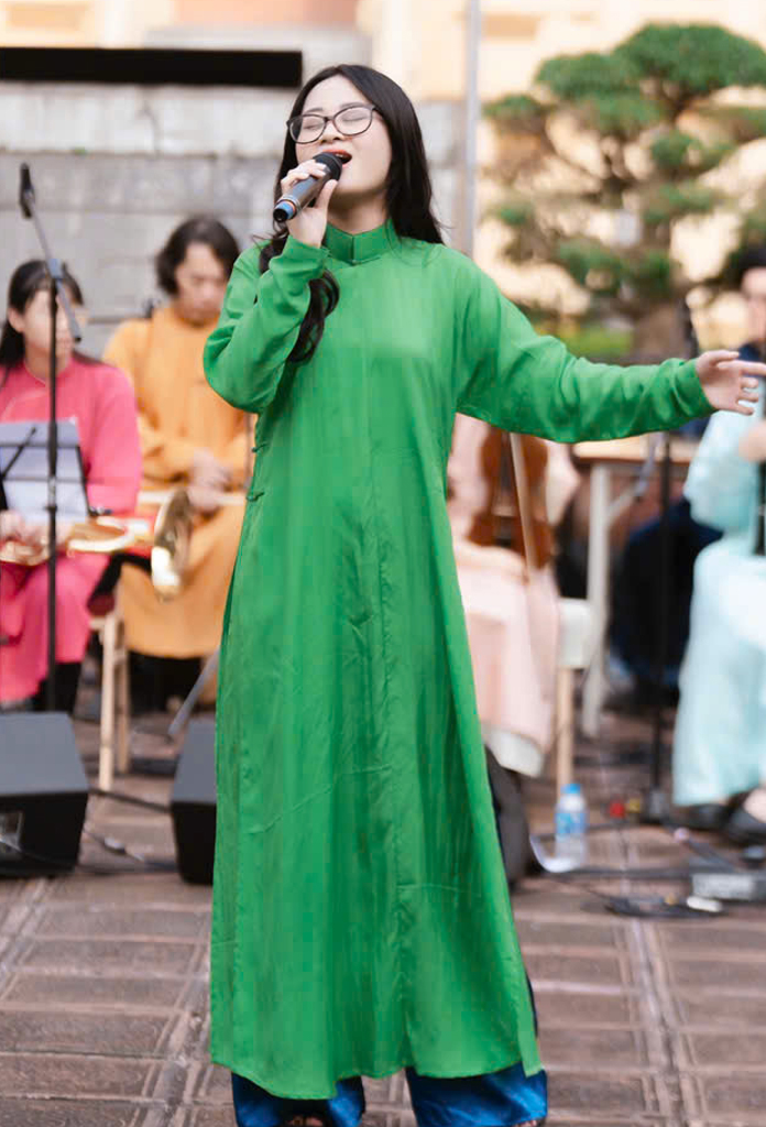 Ngũ thân tay chẽn